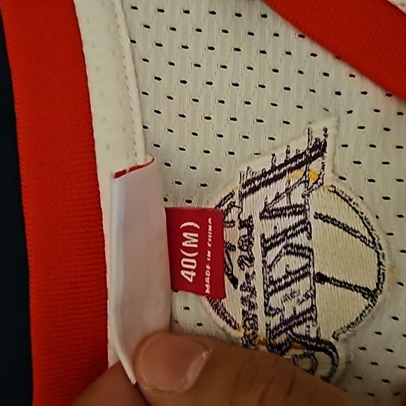 Basketball jersey - Picture 3 of 5